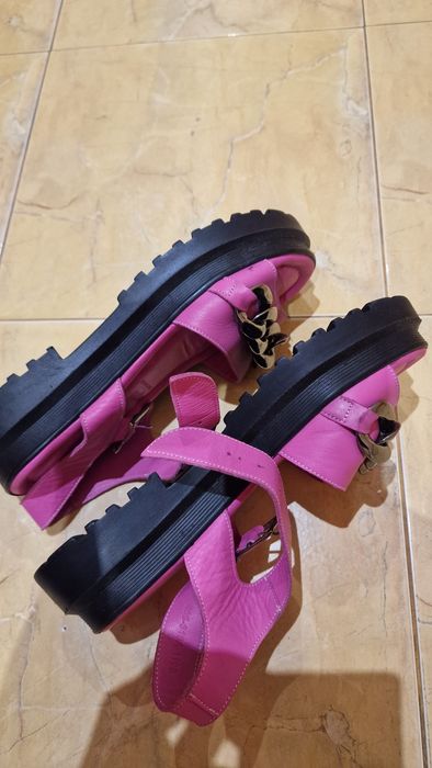 Цикламени сандали естествена кожа