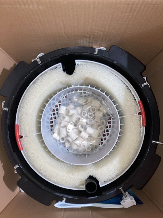 Външен филтър канистър fluval fx4