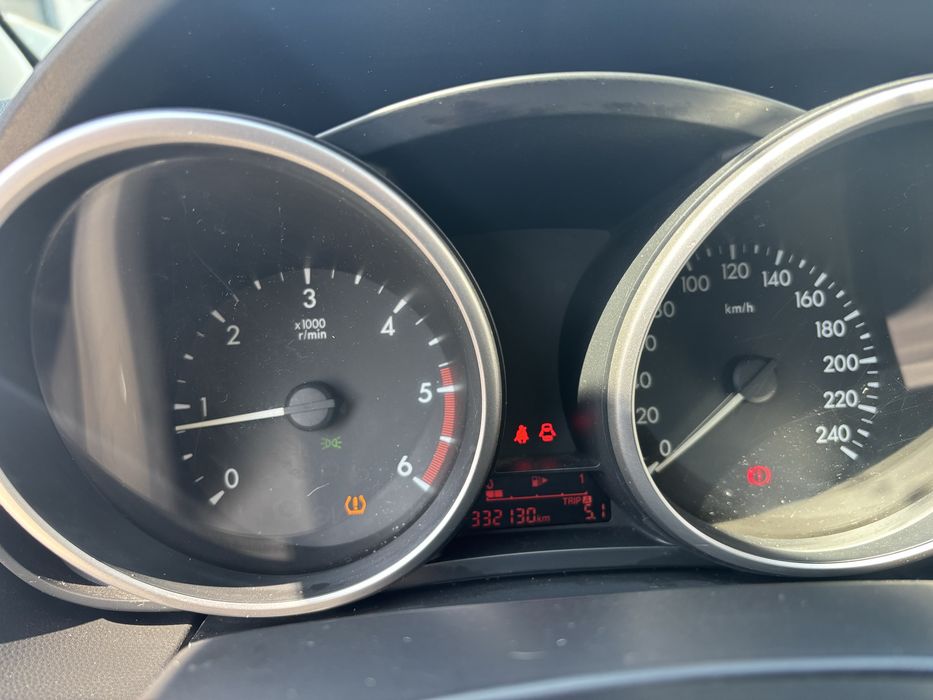 MAZDA 5 2011 — imagine 5