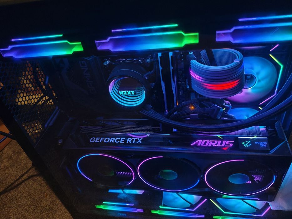 Core i7, 64gb ram ddr5, ssd 2tb, rtx 5070ti aorus