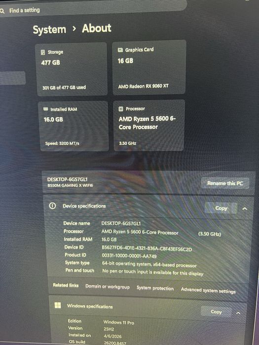 PC Gaming Medium End Cu monitor si casti