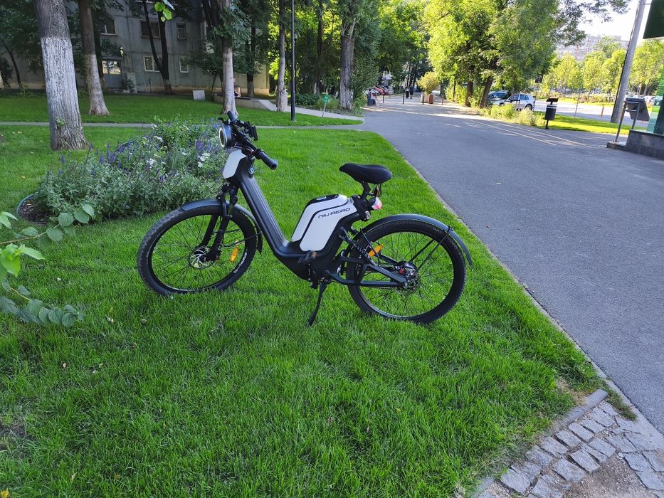 Se vinde bicicleta niu aero