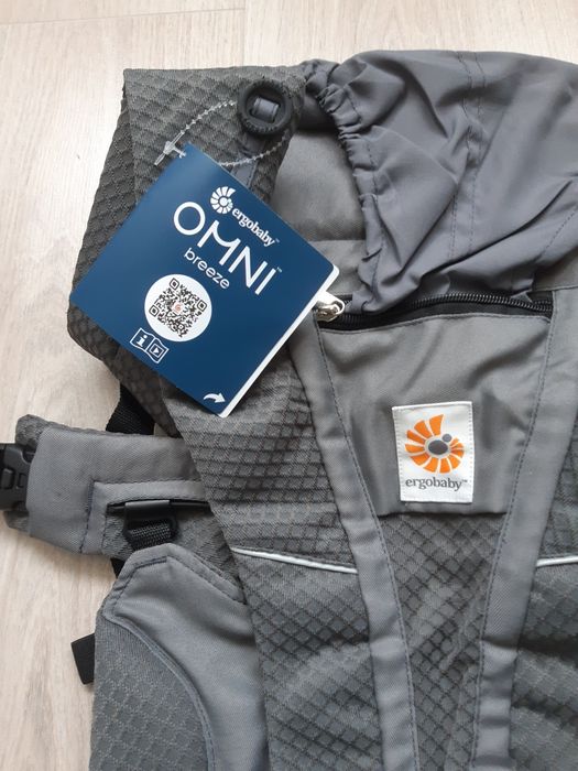Ергономична раничка Ergobaby OMNI Breeze