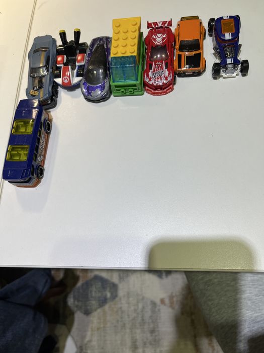 Продаю б/у хотвилсы