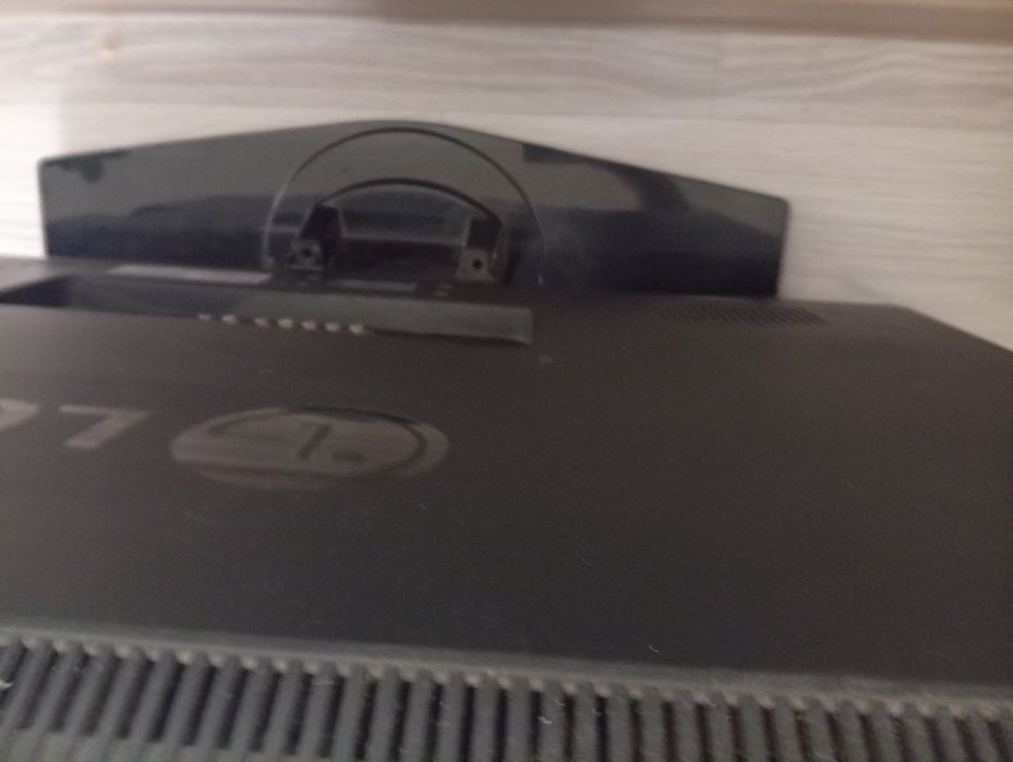 LG 37LC41 2007 год