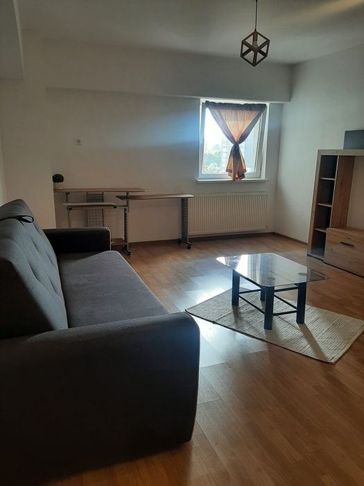 Închiriez apartament 2 camere decomandat ultra central