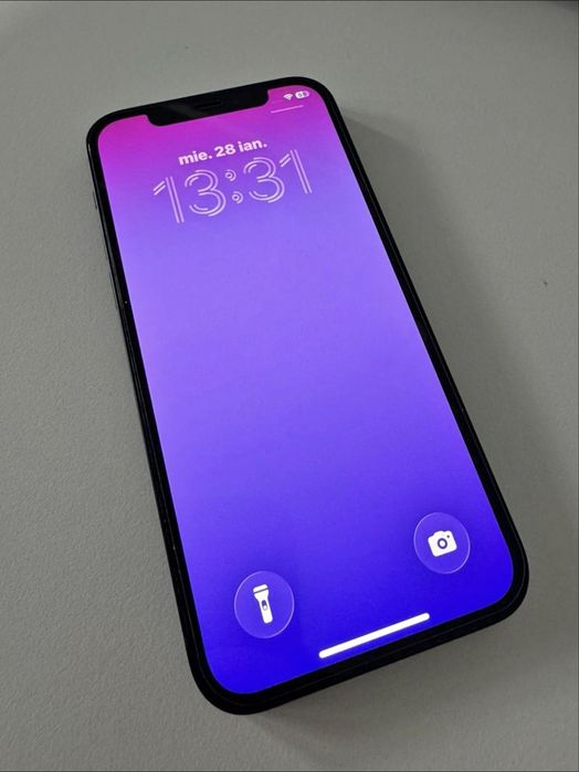 Vand iphone 12 64gb