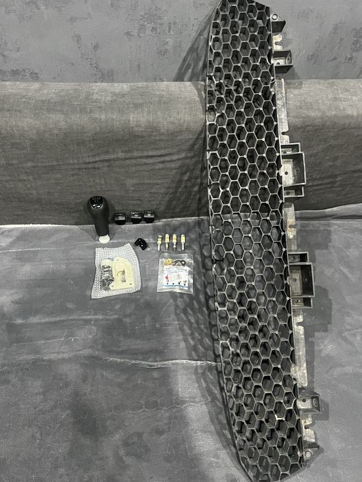 Продам запчасти на приору