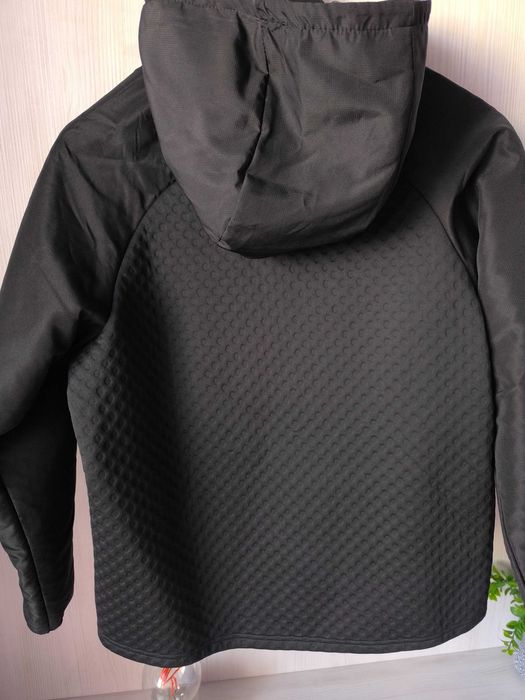 Суитшърт Zara за момче 152см.