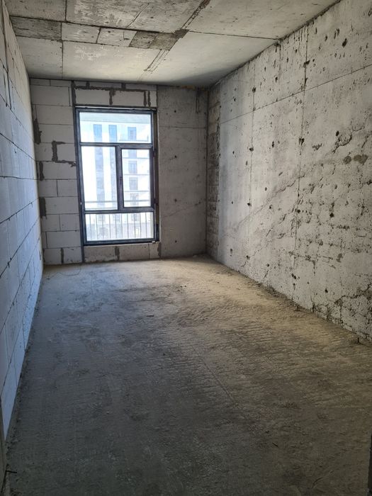 3 xonali karopka uy sotiladi