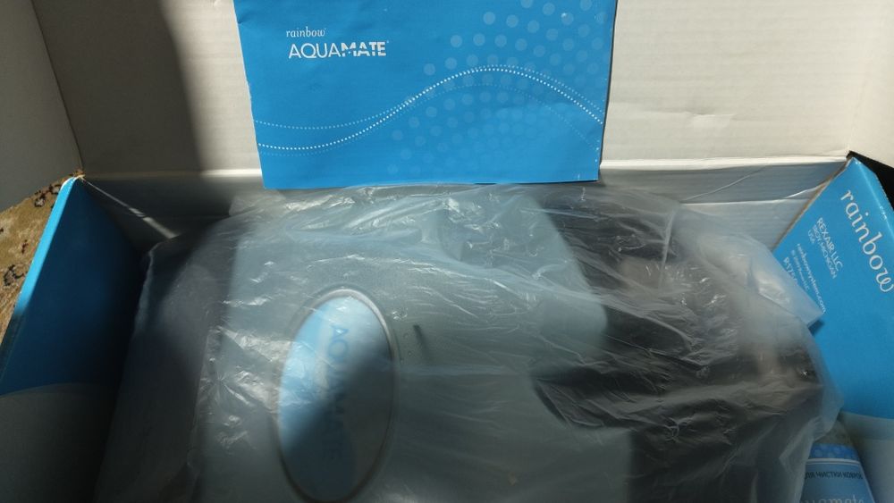 Пылесос моющии новый