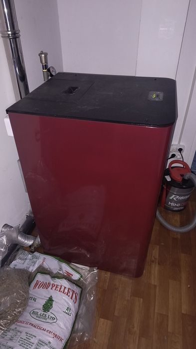 Продавам пелетна камина