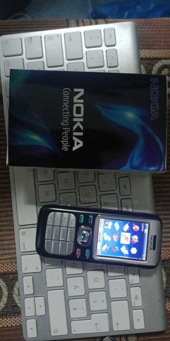 Vand Nokia 6234 cu difuzoare stereo !!! ca NOU