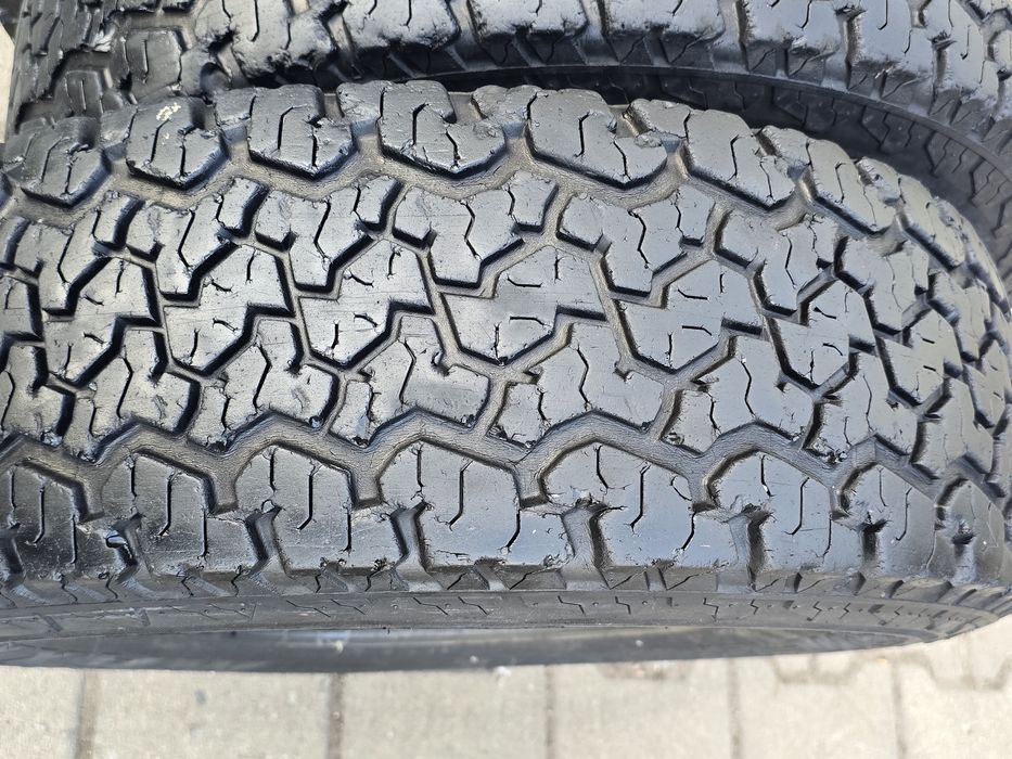 215 75 15 MAXXIS Allterren