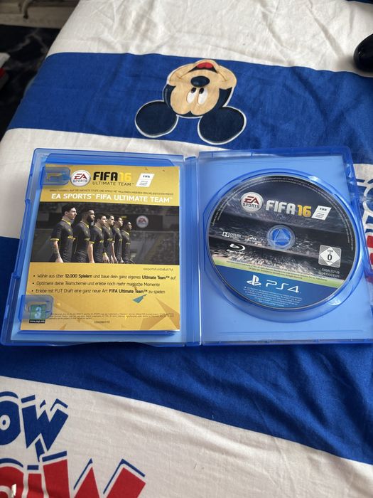 fifa 16 ps4  cumparat in 2017 lam incercat o data si dupa meam cumparat altceva si nu lam mai folosit
