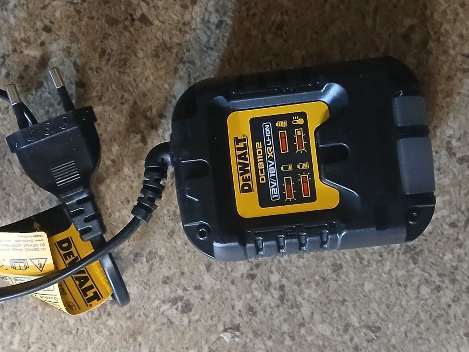 Dewalt autofiletantă rigips hilti