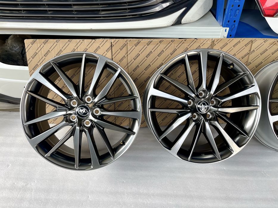 Оригинальные диски R19 Camry 80 Камри 80