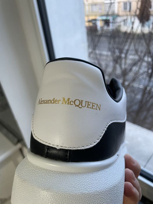 Alexander McQueen Marimea 43