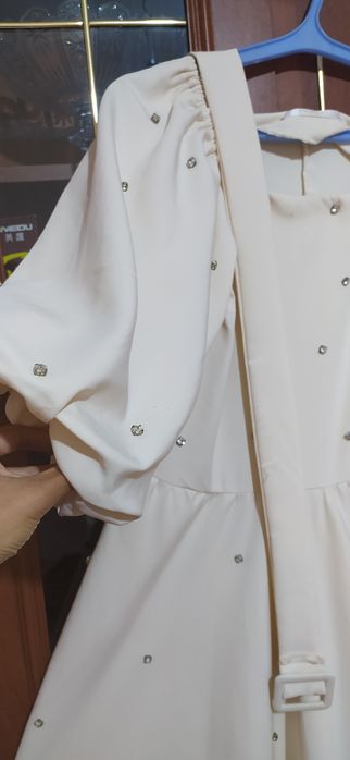 Vecherni koylak yangi