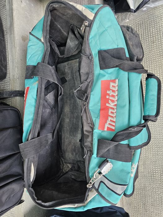 Genți,ghiozdane,truse Makita,Bosch,Milwaukee,Dewalt,Ironside ,Hilti