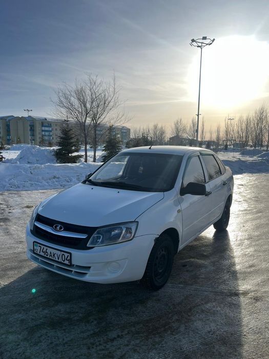 Автомобиль лада гранта. Ваз гранта.