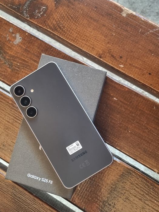 Samsung s25 fe impecabil 256 de gb