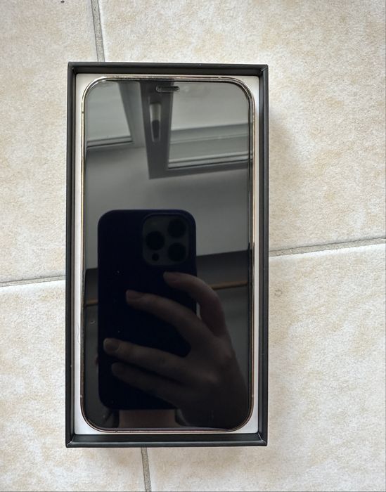 Айфон 12 про, золотой, 256 гб