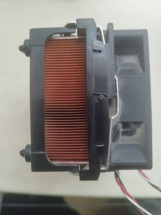 Продам боксовый кулер медный