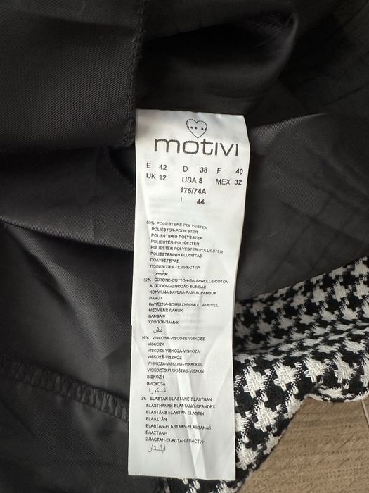 Пола Motivi S размер