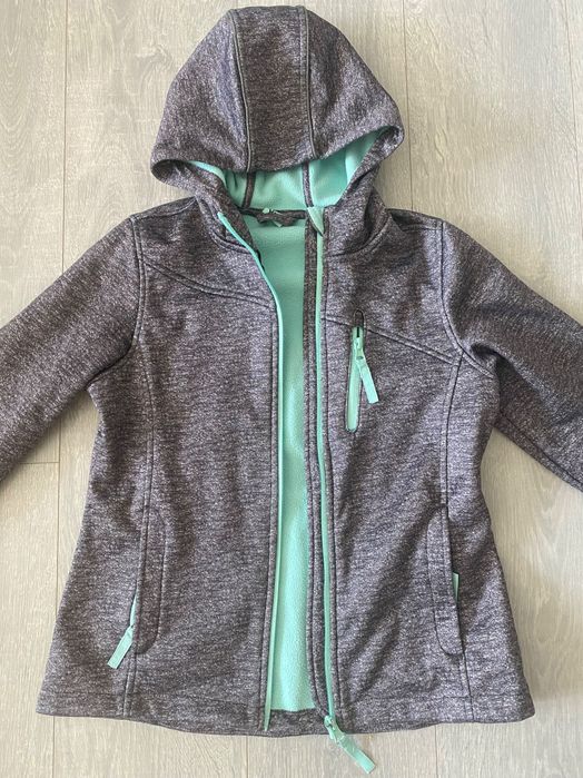 Спортно термо яке и блузка