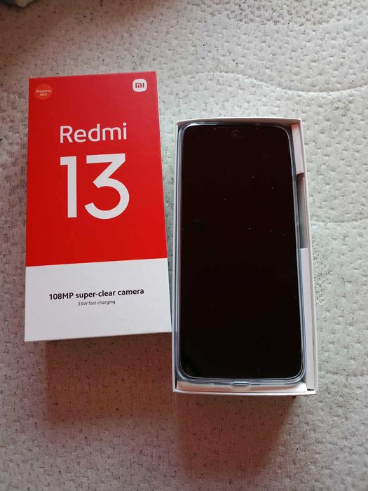 Телефон Redmi 13