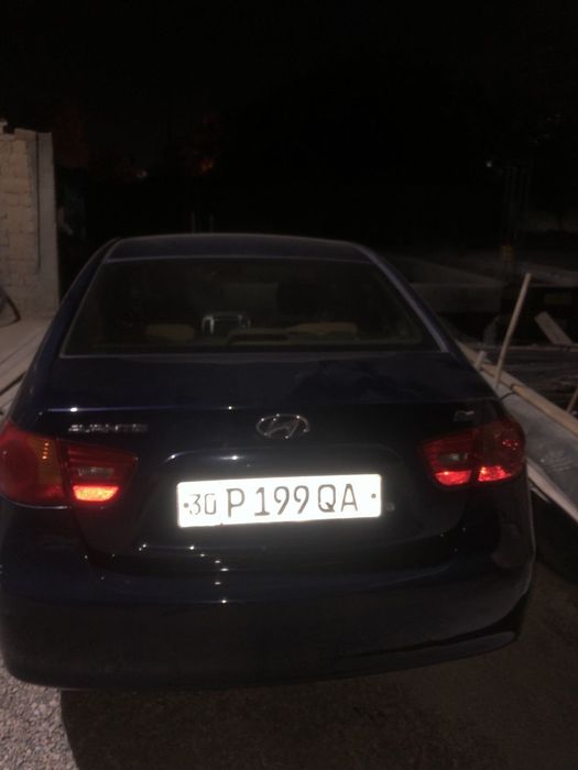 Хундай аванте автомабил