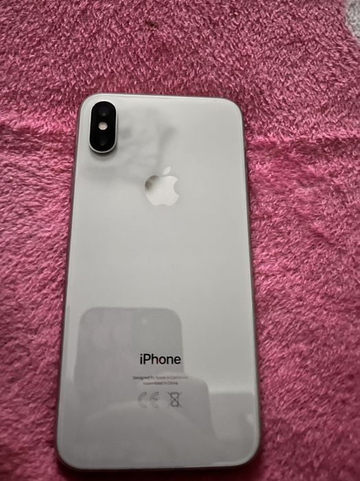 Vand Iphone X 258 GB.
