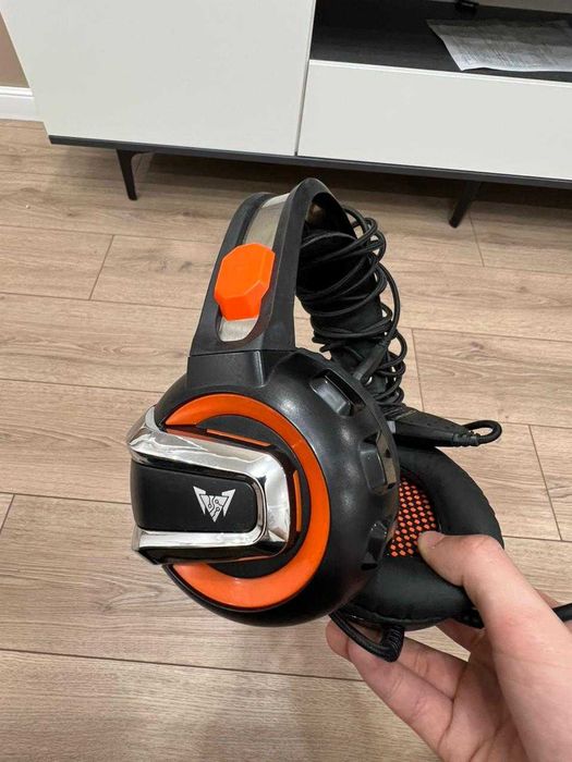продам игровые наушники