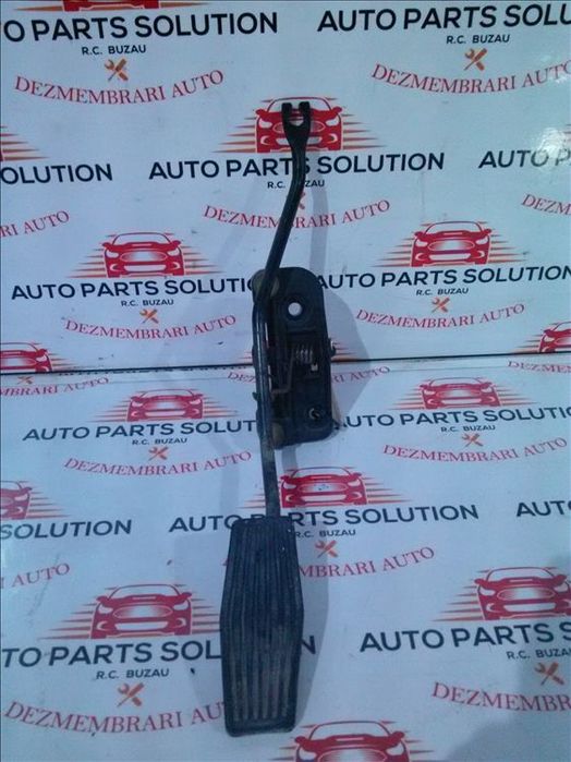 pedala acceleratie hyundai accent 1.4b an fabr. 2008