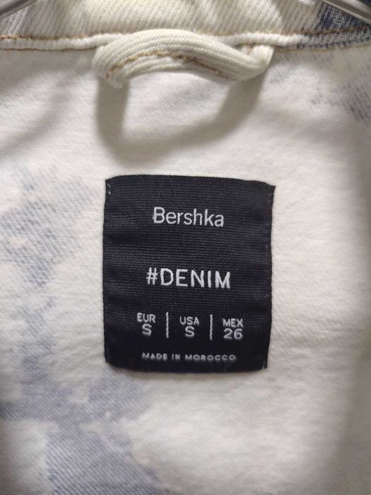 Bershka Джинсовая Куртка / 44-46р