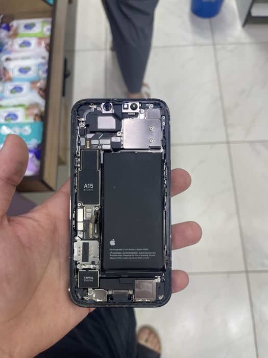 Iphone 13 запчасть