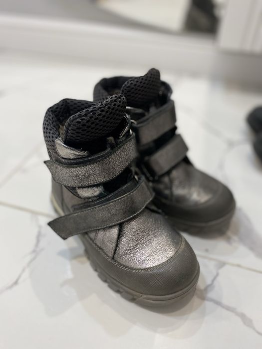 Детские ботинки на девочку