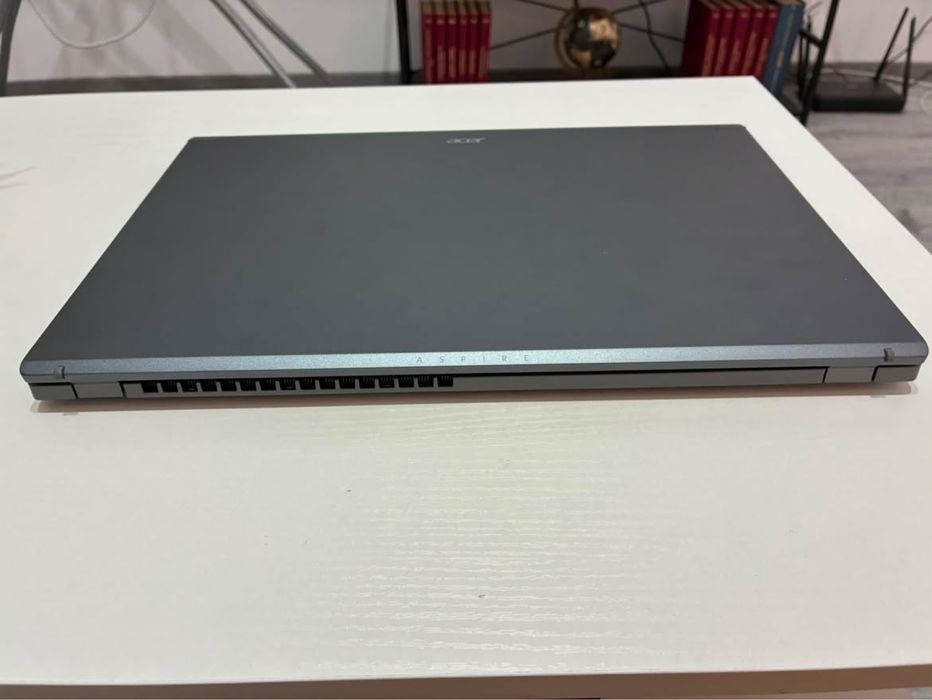 Laptop Acer Aspire 5 A515-57-51VM
