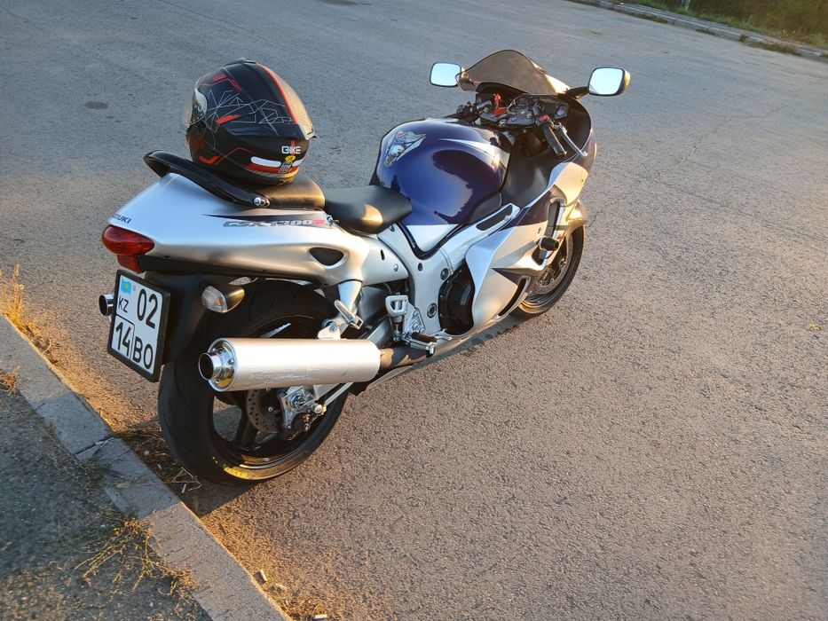 Suzuki GSX1300R Hayabusa