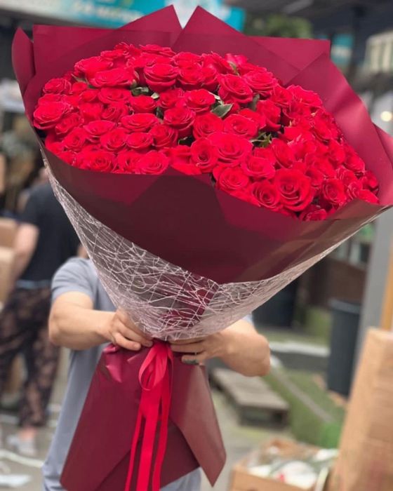 Акция 51 роза 19990