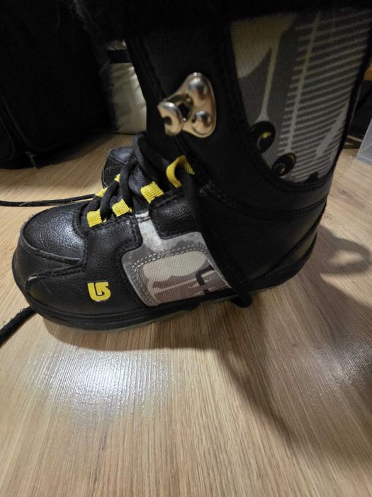 Boots BURTON snowboard copii 35 EU