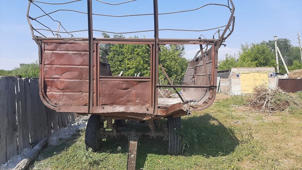 Трактор МТЗ стагамет, шарабан, ковш, вилы есть