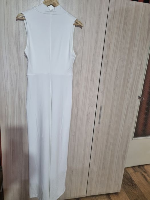 Уникален гащеризон на Зара