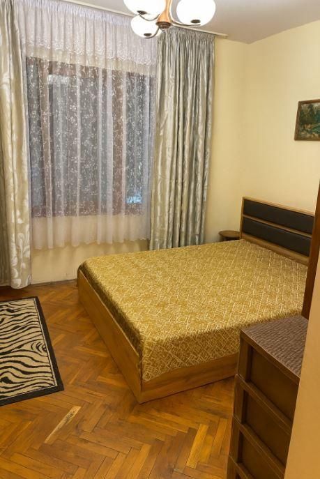 Дава се под наем Тристаен апартамент в Варна, Център - 55 кв.м за 600 € - Снимка #1