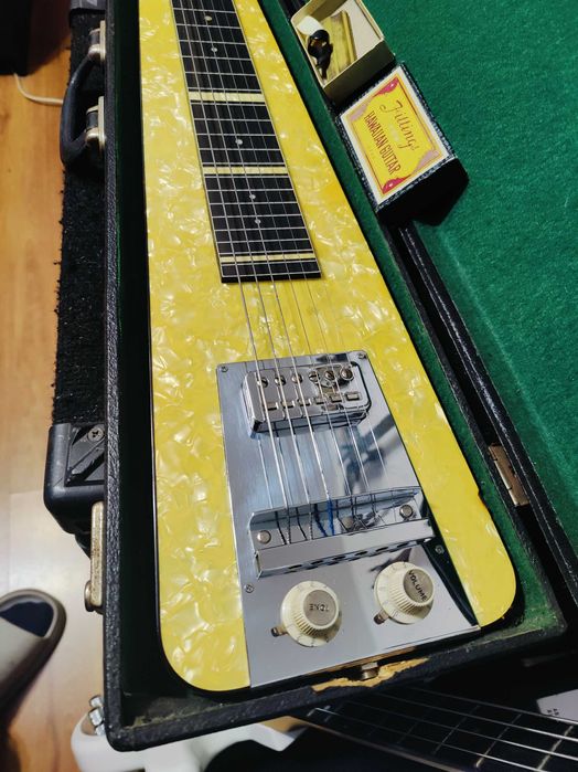 Chitara Hofner Hawaiian Artist 115 Slide Guitar, anii 60