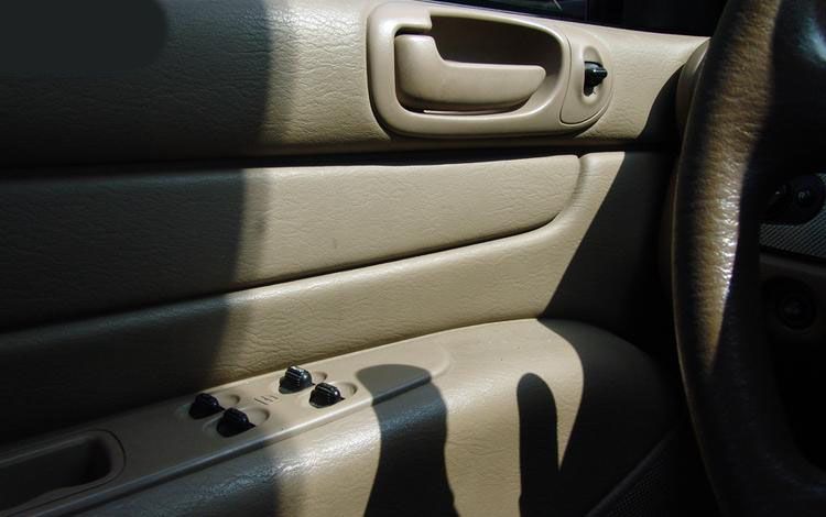 Продам.Chrysler Sebring кабриолет .