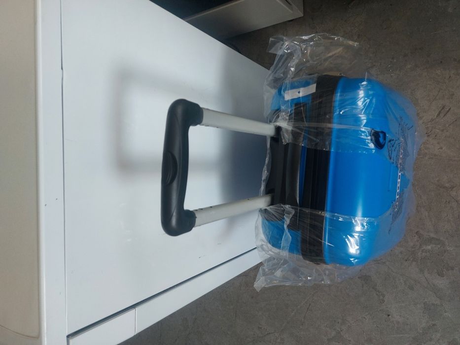 Куфар продава София