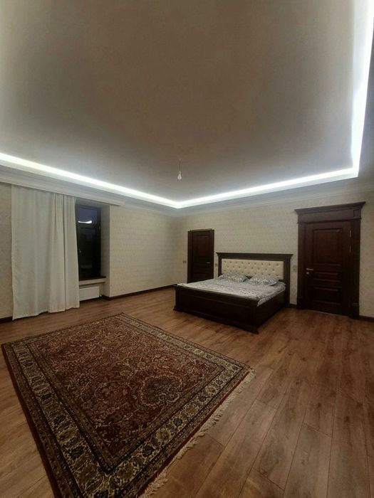 Евро Ховли сотилади