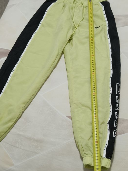 Pantaloni femeie Nike originali măsura XS/S